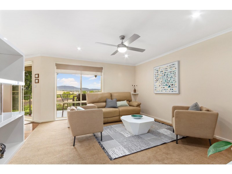 63 Weddin Circuit, Palmerston ACT 2913