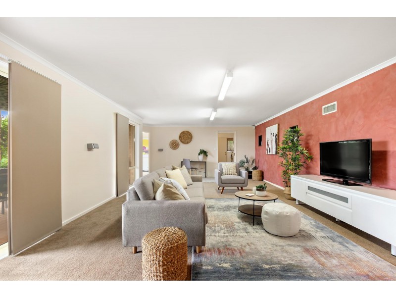 63 Weddin Circuit, Palmerston ACT 2913