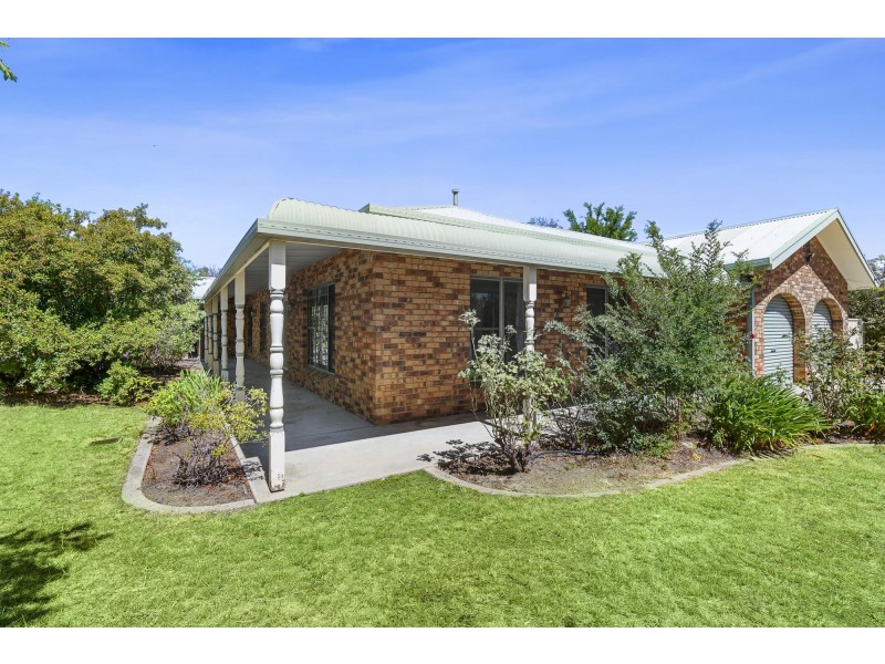 1 Elm Way, Jerrabomberra NSW 2619