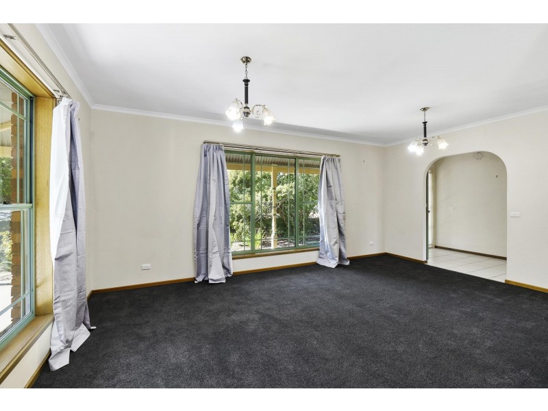 1 Elm Way, Jerrabomberra NSW 2619