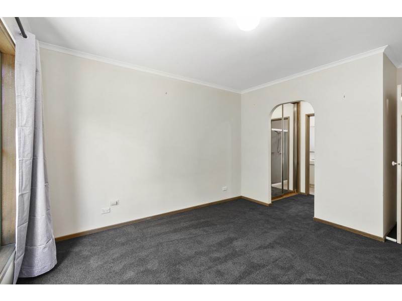 1 Elm Way, Jerrabomberra NSW 2619