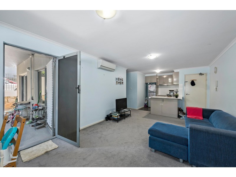 62/75 Elizabeth Jolley Crescent, Franklin ACT 2913