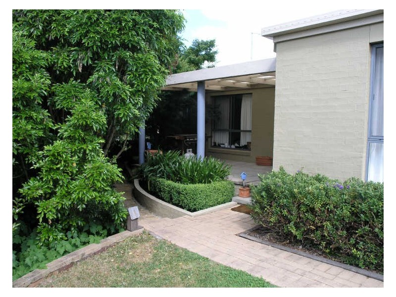 10 Yumba Avenue, Ngunnawal ACT 2913