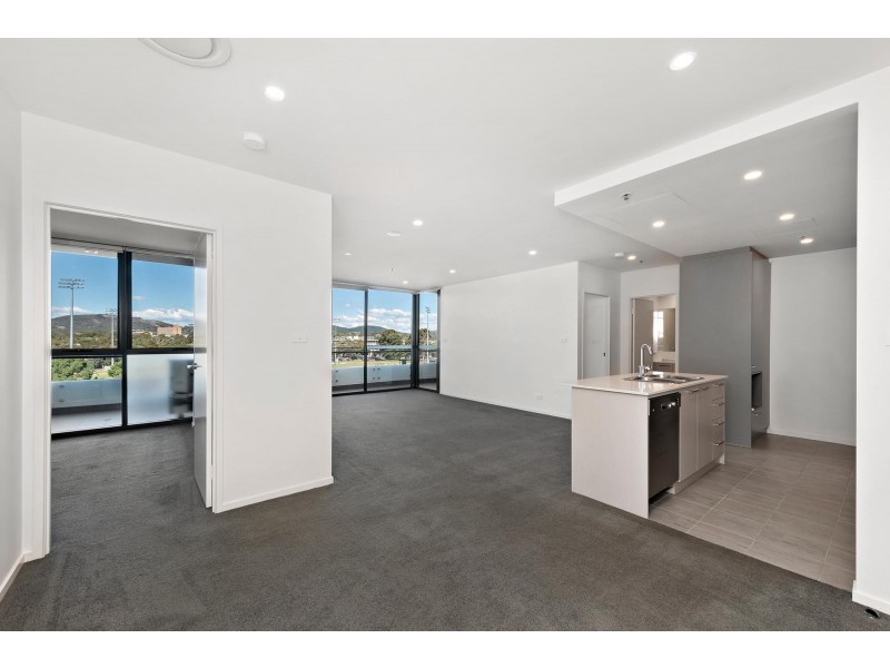 180/7 Irving Street, Phillip ACT 2606