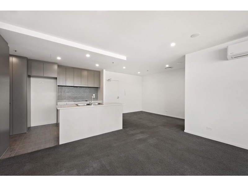 180/7 Irving Street, Phillip ACT 2606