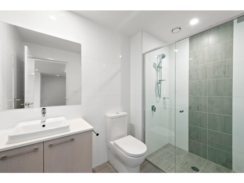 180/7 Irving Street, Phillip ACT 2606