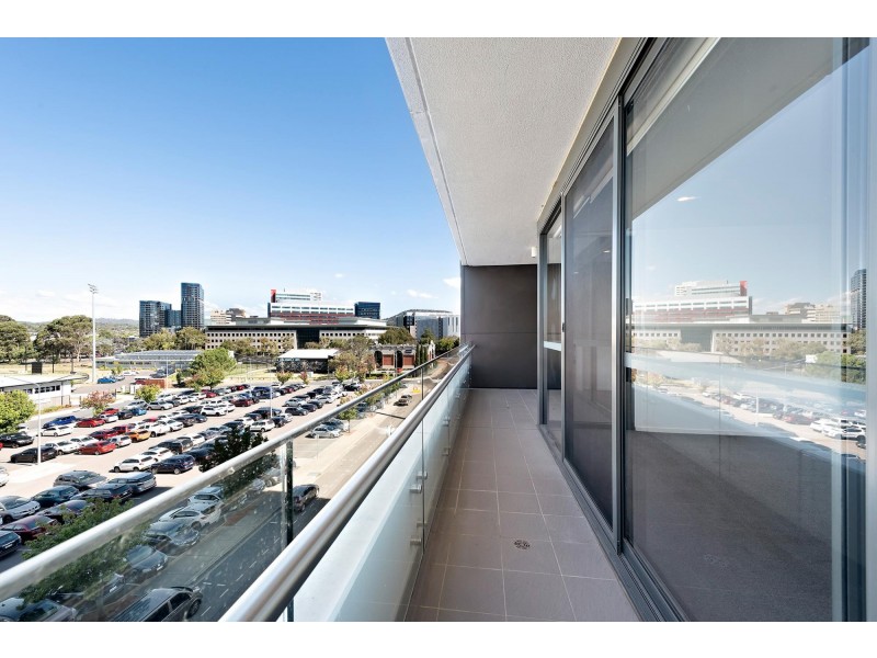 180/7 Irving Street, Phillip ACT 2606