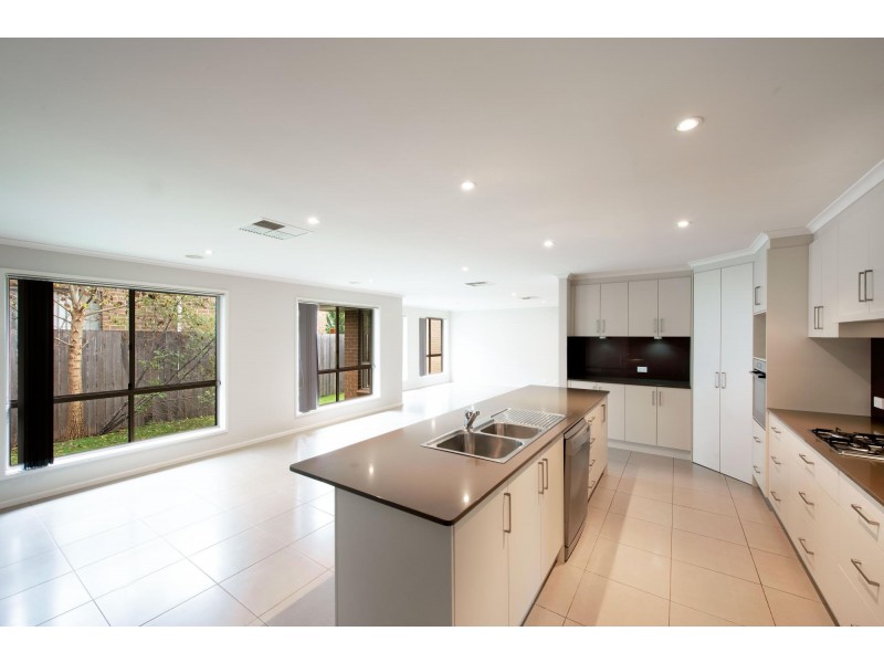 99 Rob Riley Circuit, Bonner ACT 2914