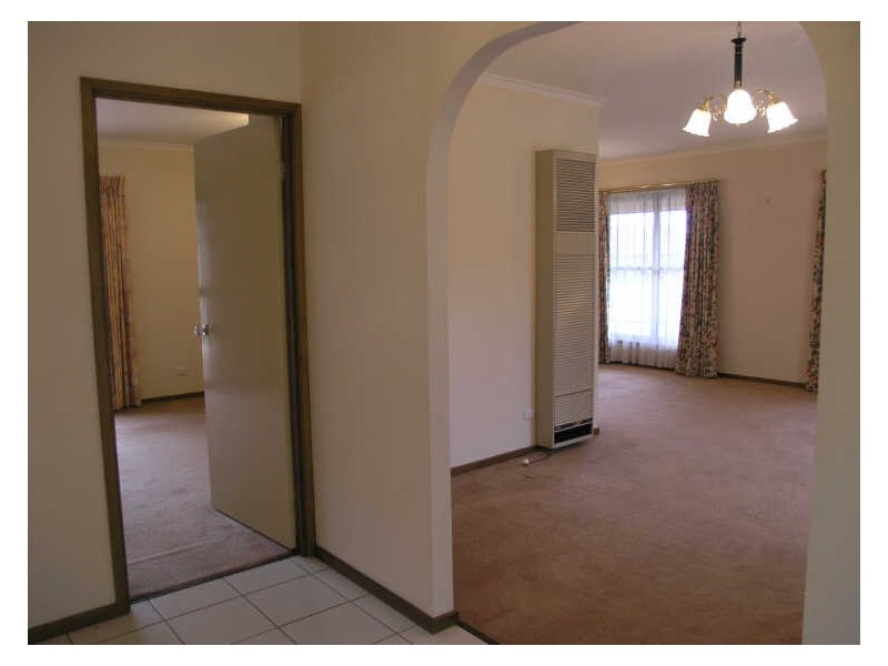 1 Elm Way, Jerrabomberra NSW 2619