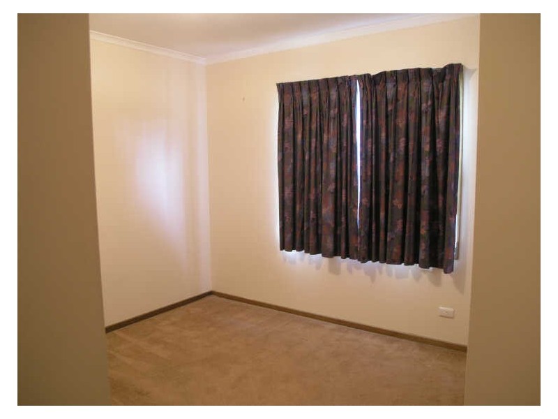1 Elm Way, Jerrabomberra NSW 2619