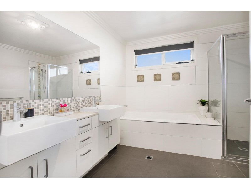 18 Don Bell Street, Bonner ACT 2914