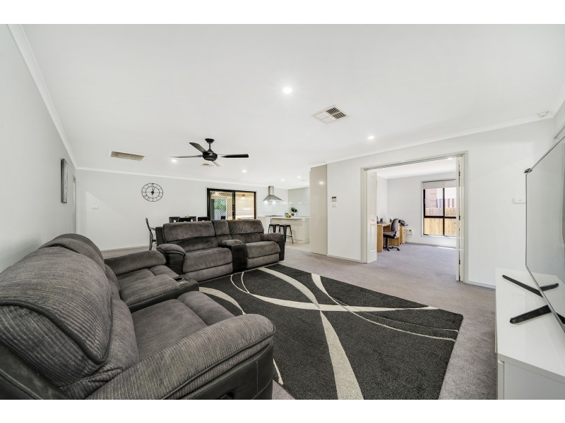 5 Sanamere Street, Amaroo ACT 2914