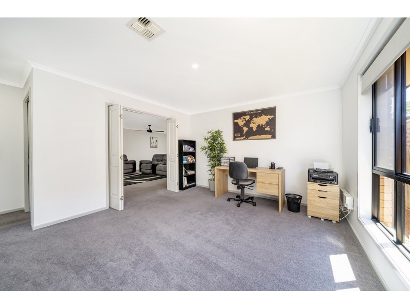 5 Sanamere Street, Amaroo ACT 2914