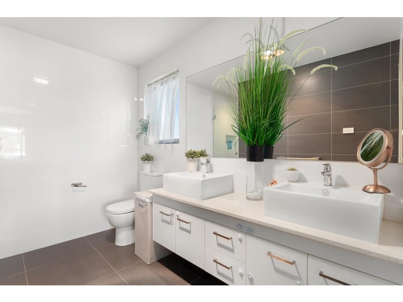 3 Hooton Street, Forde ACT 2914