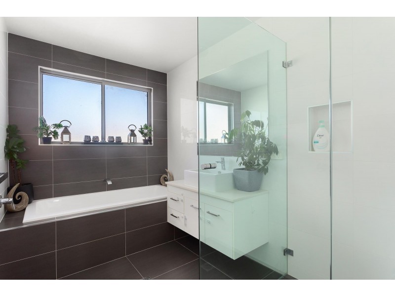 3 Hooton Street, Forde ACT 2914