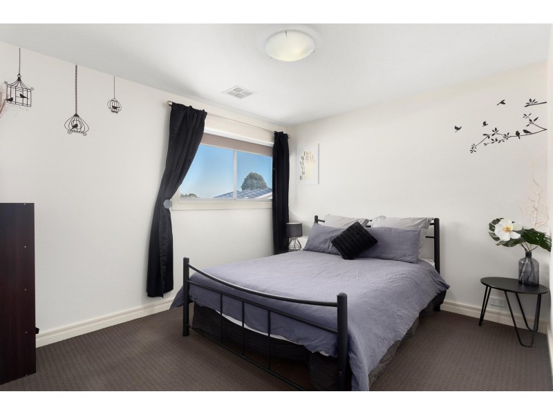 3 Hooton Street, Forde ACT 2914