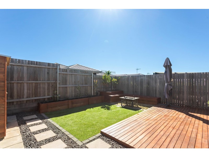 16 Hugh Gilchrist Street, Casey ACT 2913