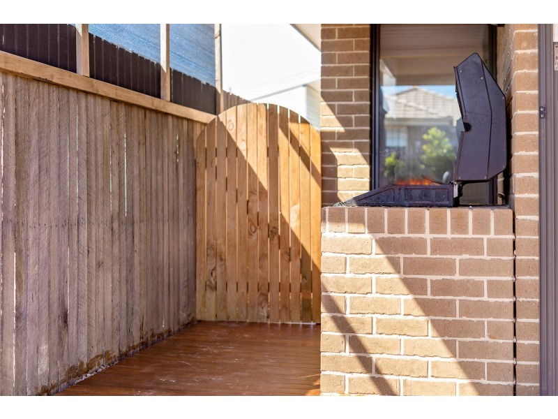 16 Hugh Gilchrist Street, Casey ACT 2913