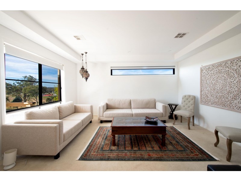 33 Lucy Beeton Crescent, Bonner ACT 2914