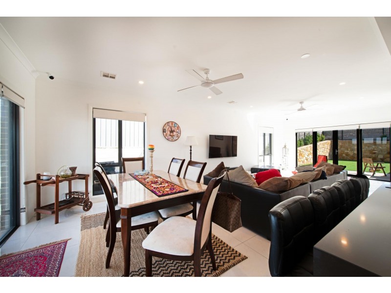 33 Lucy Beeton Crescent, Bonner ACT 2914