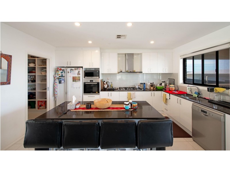 33 Lucy Beeton Crescent, Bonner ACT 2914