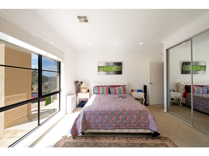 33 Lucy Beeton Crescent, Bonner ACT 2914