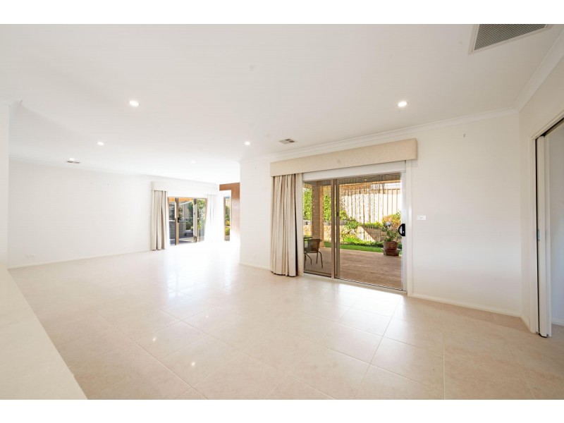 43 Solong Street, Lawson ACT 2617