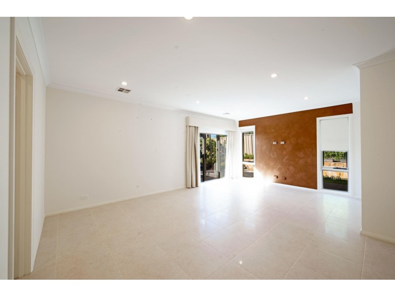 43 Solong Street, Lawson ACT 2617