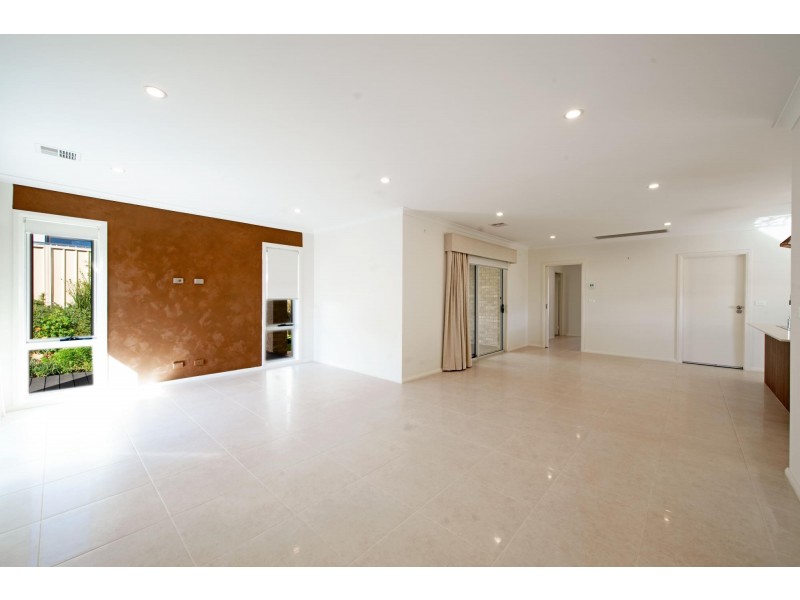 43 Solong Street, Lawson ACT 2617