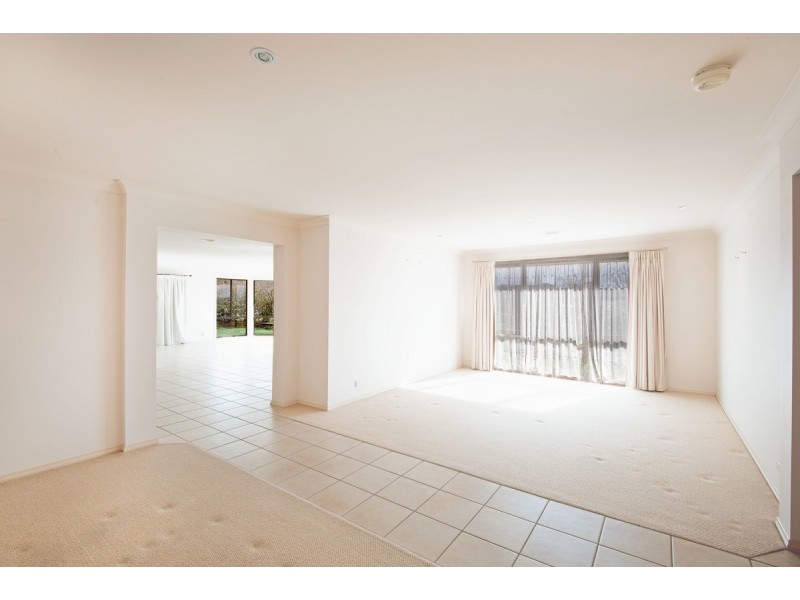 2 Whitfield Circuit, Nicholls ACT 2913