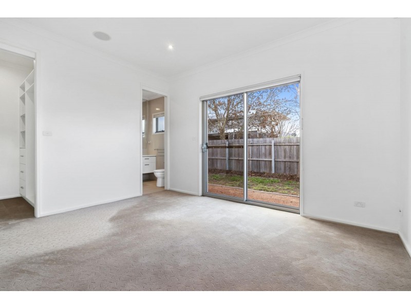 12 Barratta Street, Crace ACT 2911