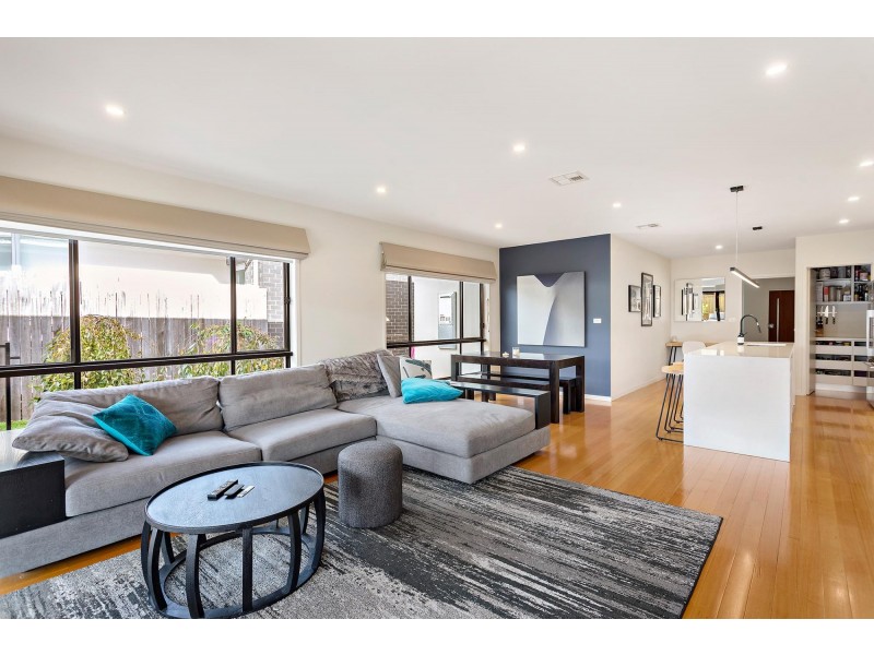 19 Lanaba Street, Crace ACT 2911