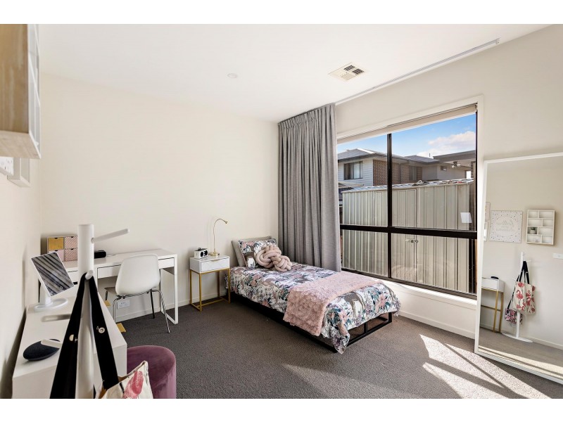 19 Lanaba Street, Crace ACT 2911