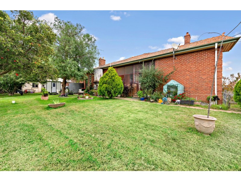 27 McMahons Road, Galong NSW 2585