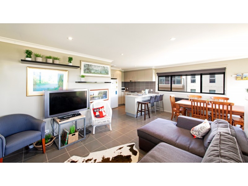 2/31 Leslie Dwyer Street, Forde ACT 2914