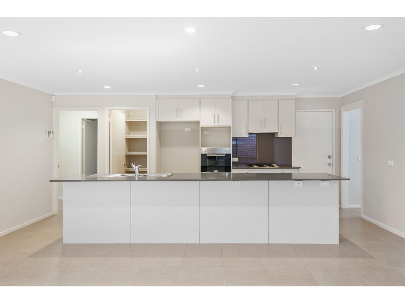 14 Marcus Street, Forde ACT 2914