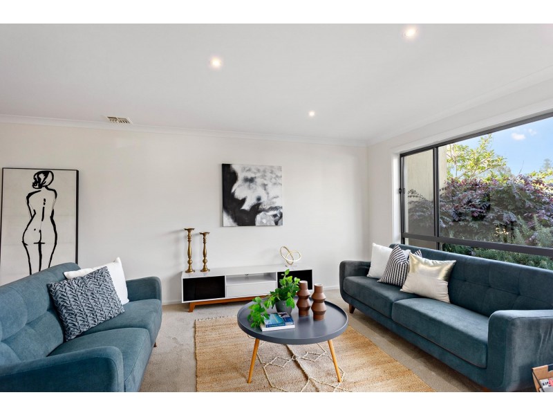 25 Templeton Street, Cook ACT 2614