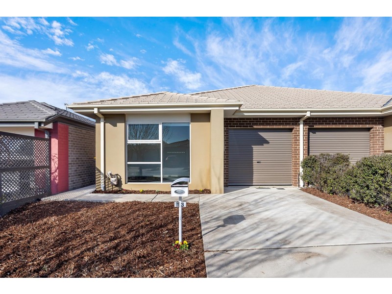13 Hugh Gilchrist Street, Casey ACT 2913