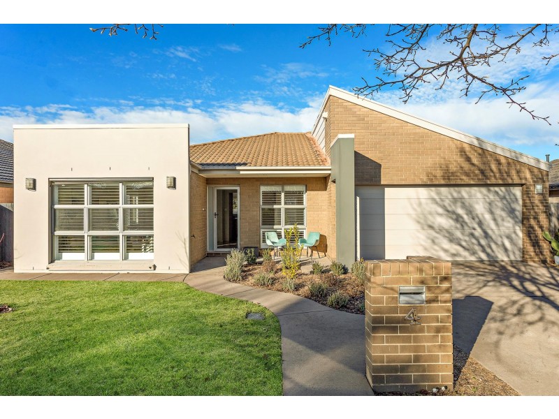 4 Careel Street, Harrison ACT 2914