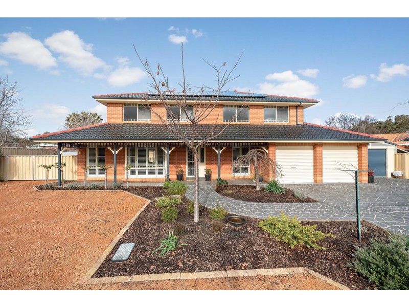 1 Macedon Crescent, Palmerston ACT 2913