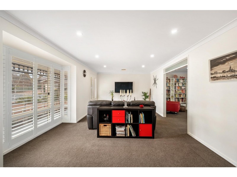 1 Macedon Crescent, Palmerston ACT 2913