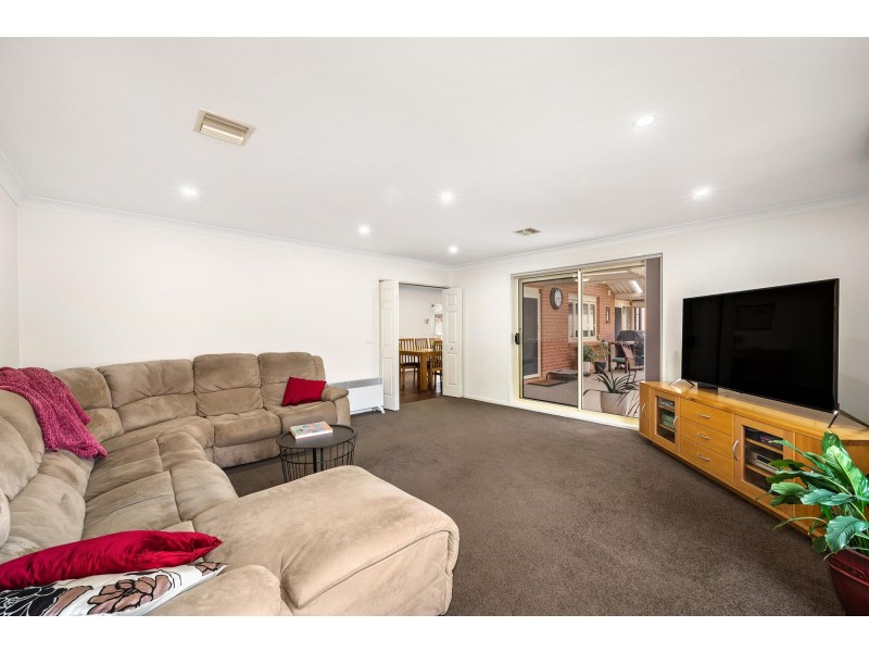 1 Macedon Crescent, Palmerston ACT 2913