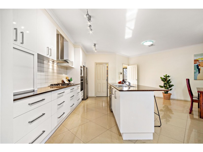 16 Allnutt Crescent, Forde ACT 2914