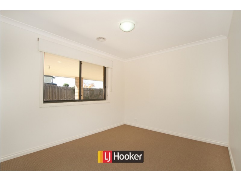 22 Overall Street, Casey ACT 2913