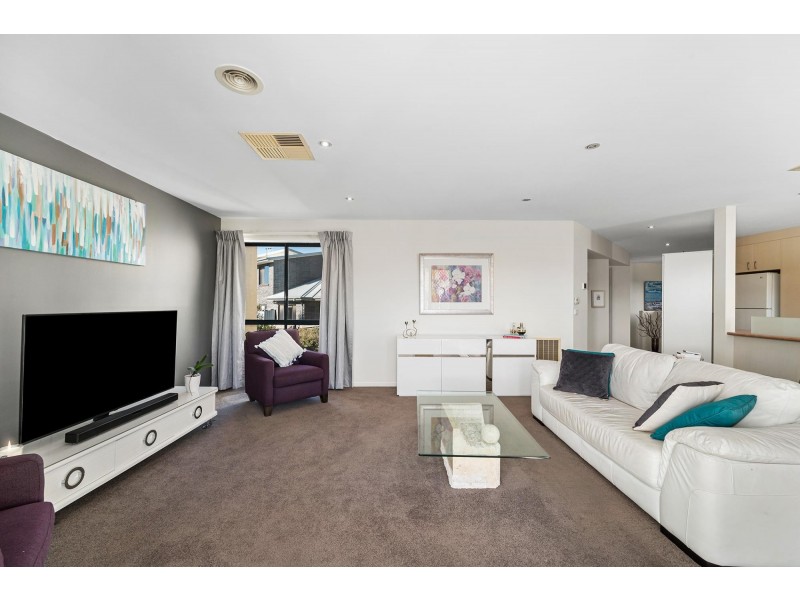 26 Winarlia Lane, Gungahlin ACT 2912