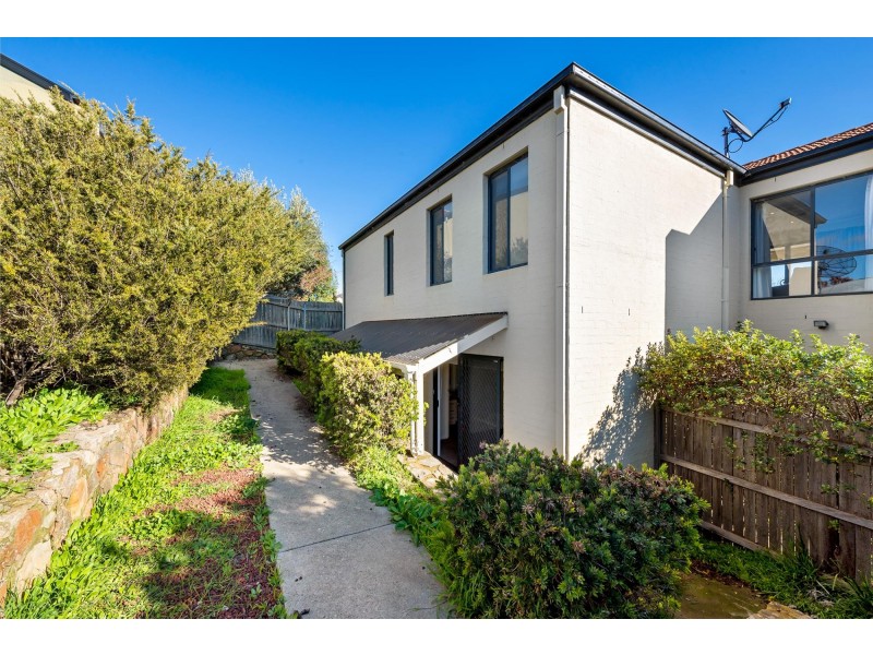 26 Winarlia Lane, Gungahlin ACT 2912