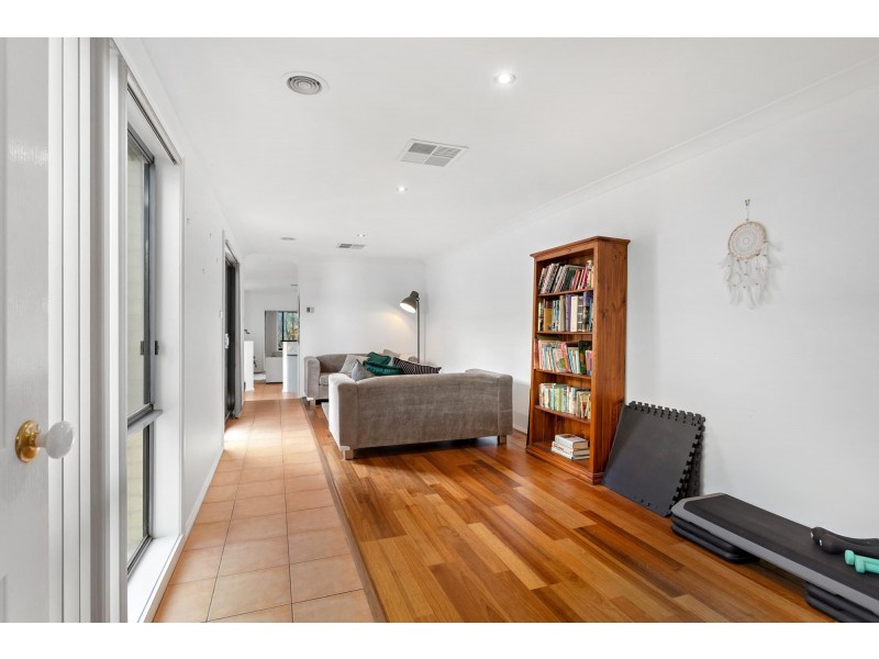 52 Ayrton Street, Gungahlin ACT 2912