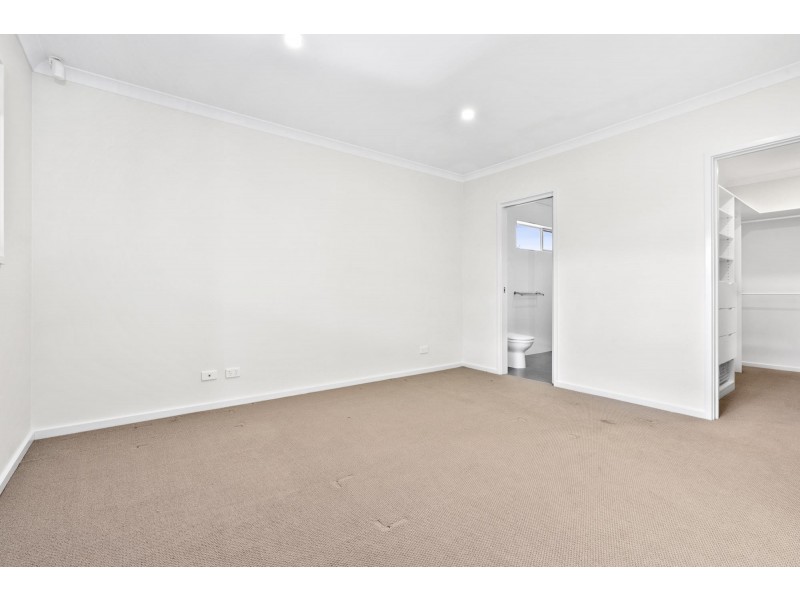 5 Rylstone Crescent, Crace ACT 2911