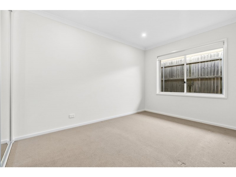 5 Rylstone Crescent, Crace ACT 2911