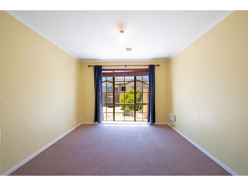 2/12 Marou Place, Ngunnawal ACT 2913